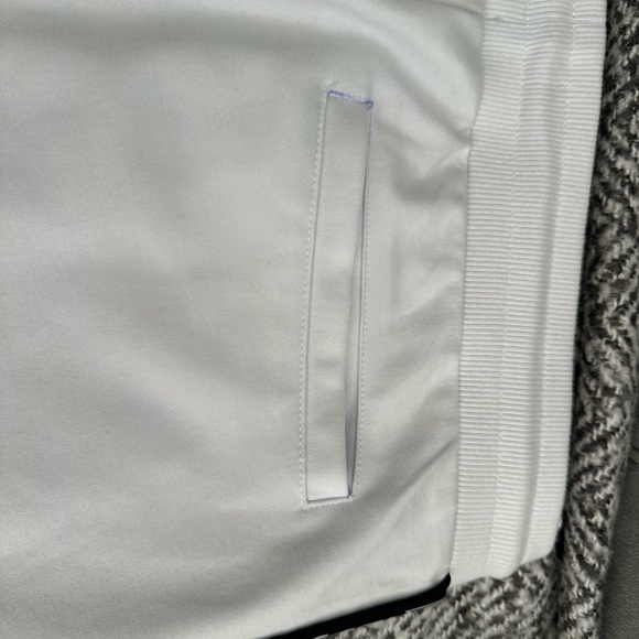 Guess Logo Tape Shorts, Size:M USA32-33 - Picture 7 of 7